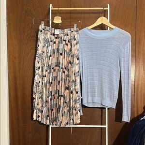 NWT Club Monaco Pleated Skirt  sz XS